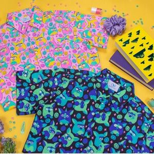 Sealkie Cove Pink Furby Shirt size L - never worn!